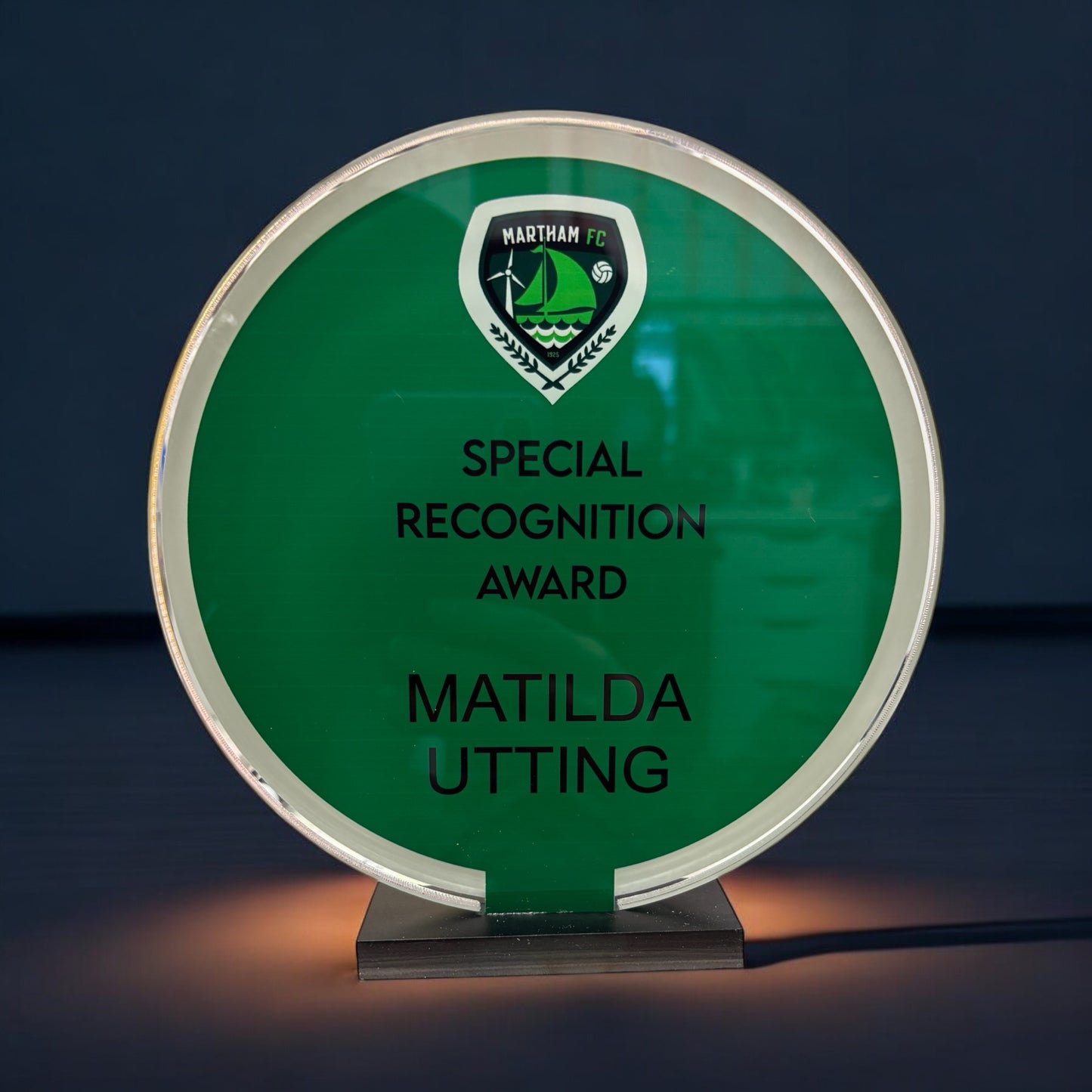 Round trophy, high gloss, personalised trophies
