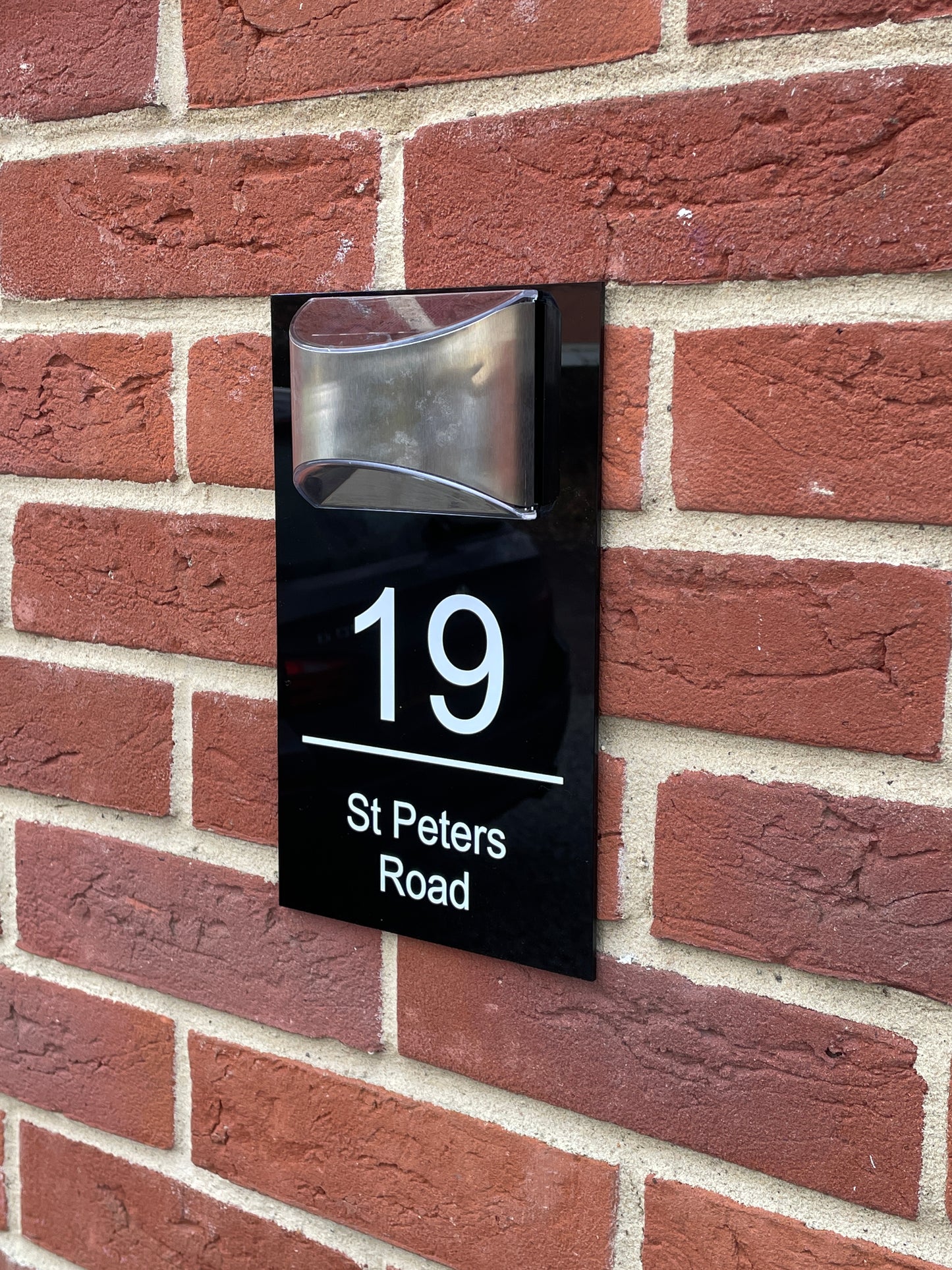 Solar House Sign LED Illuminated Contemporary Modern Door Number Plaque high gloss solar powered light