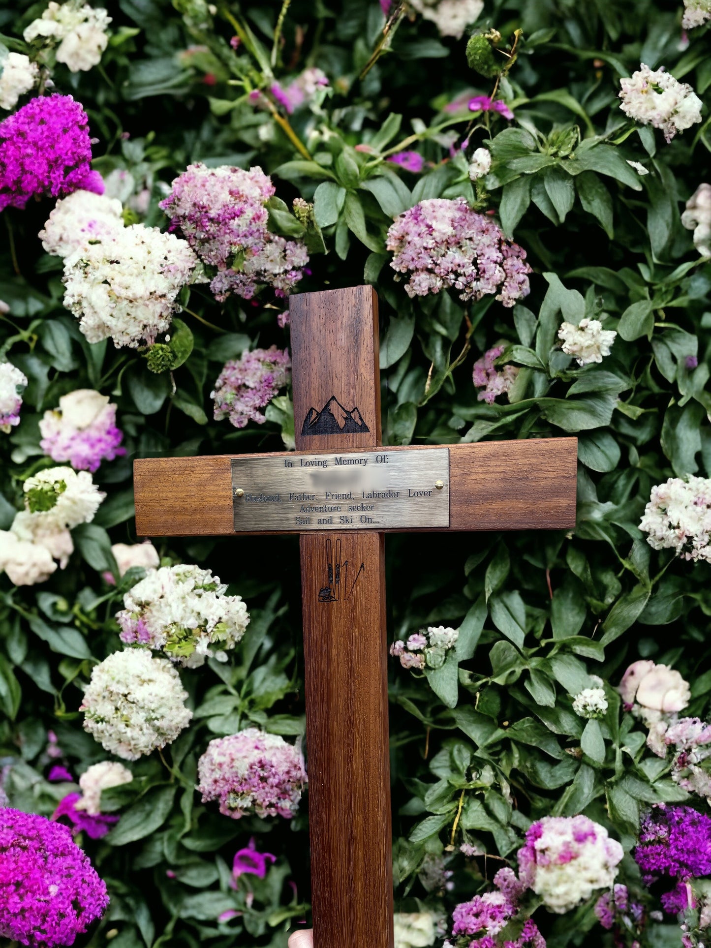 Memorial cross, wooden cross, grave marker